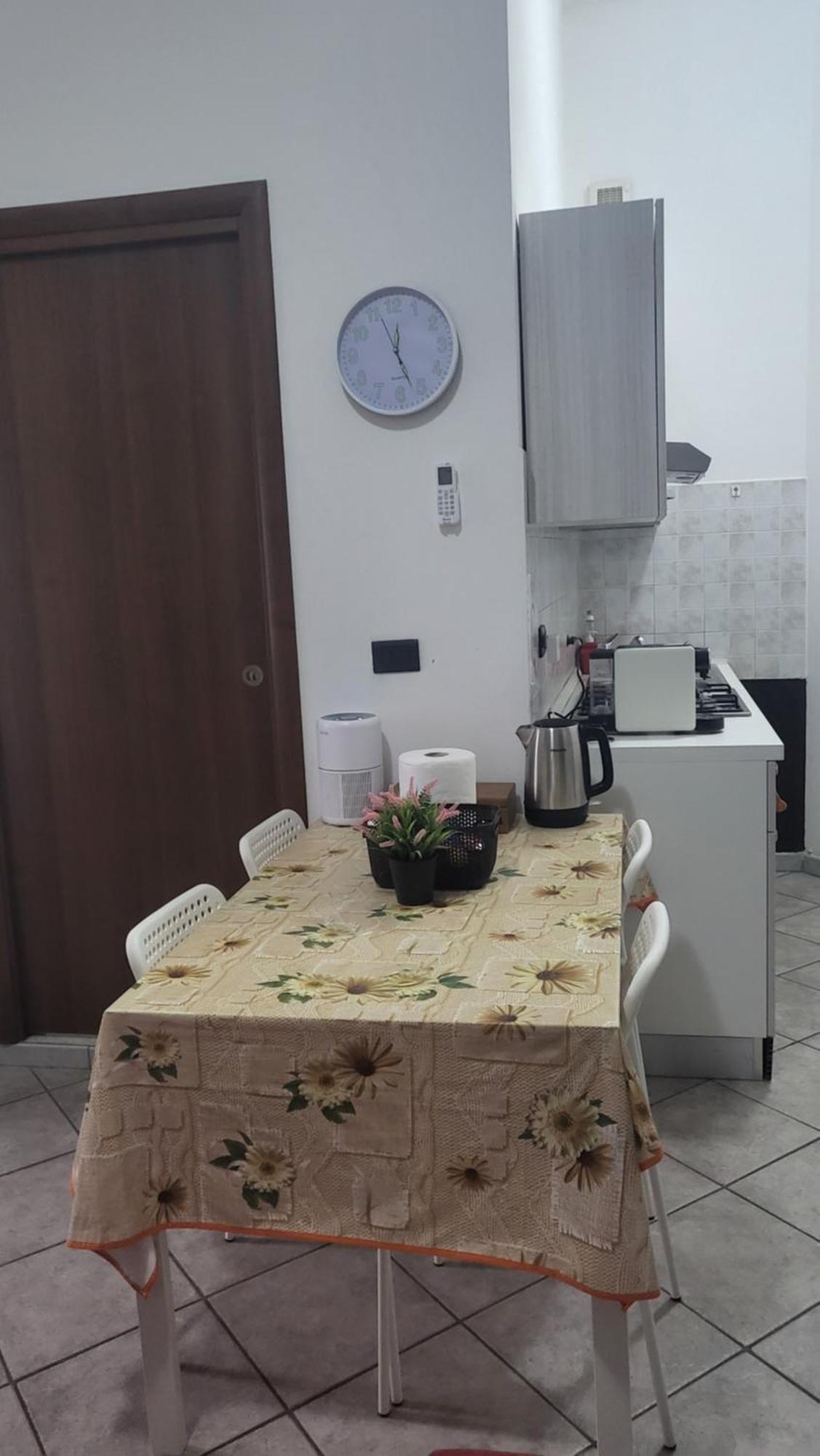 Casa Manzoni Apartment โนวารา ภายนอก รูปภาพ