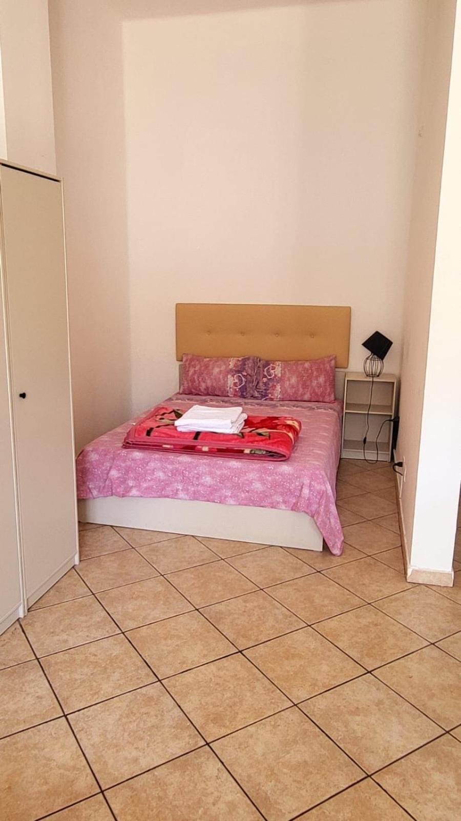 Casa Manzoni Apartment โนวารา ภายนอก รูปภาพ