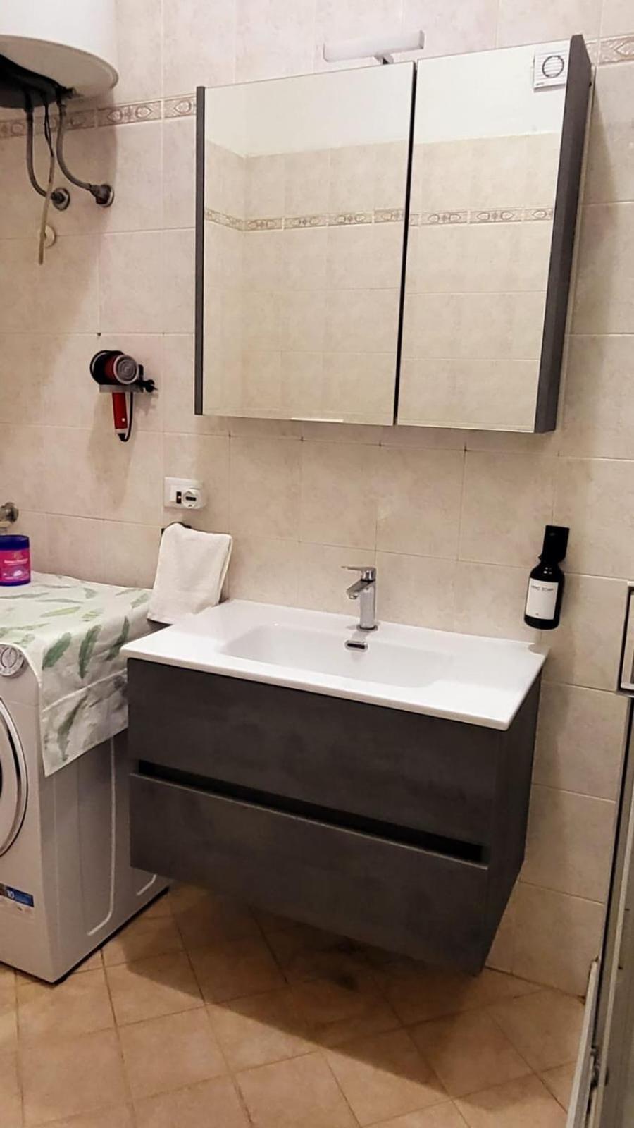 Casa Manzoni Apartment โนวารา ภายนอก รูปภาพ