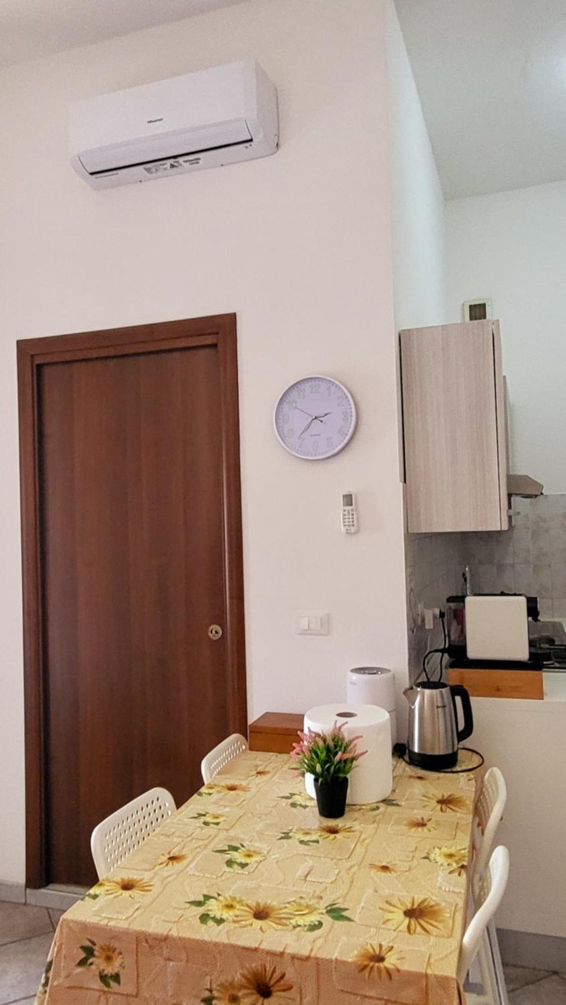 Casa Manzoni Apartment โนวารา ภายนอก รูปภาพ