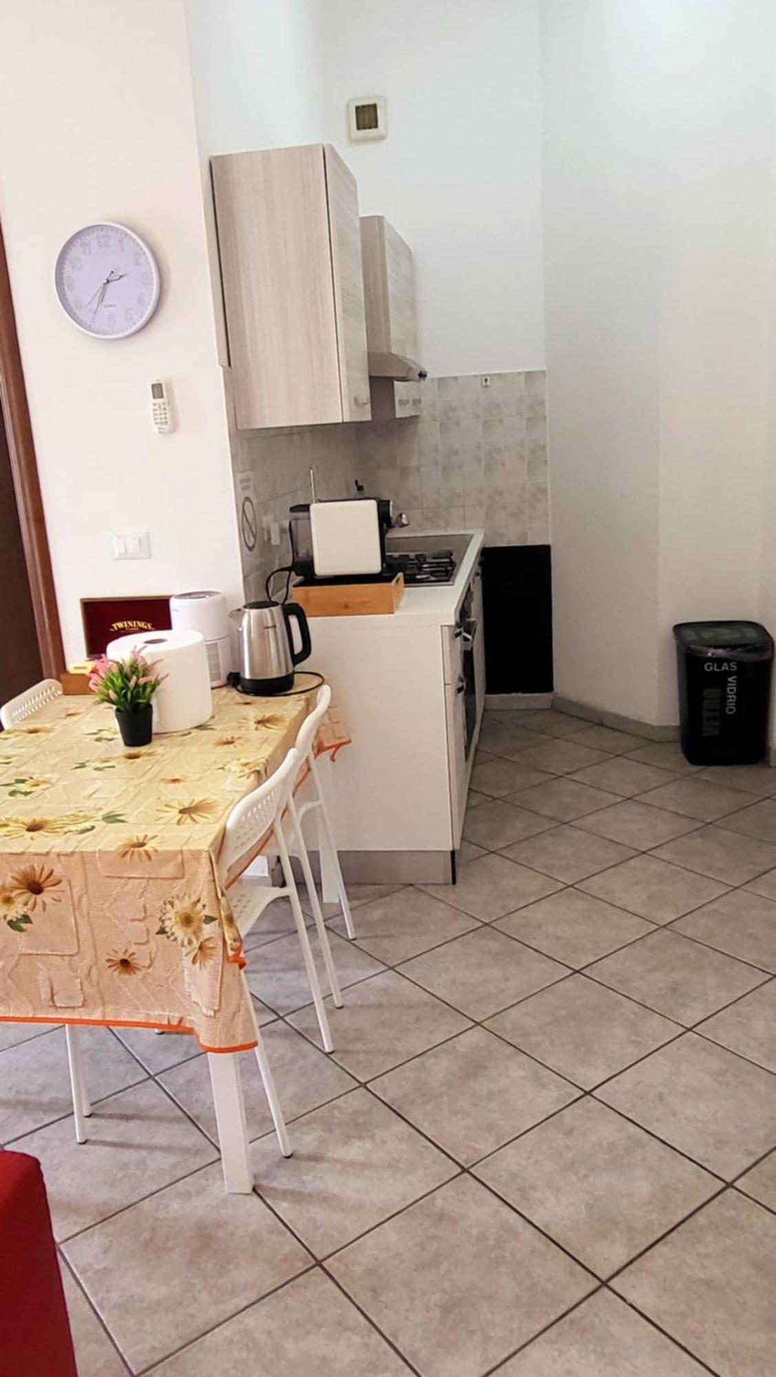 Casa Manzoni Apartment โนวารา ภายนอก รูปภาพ